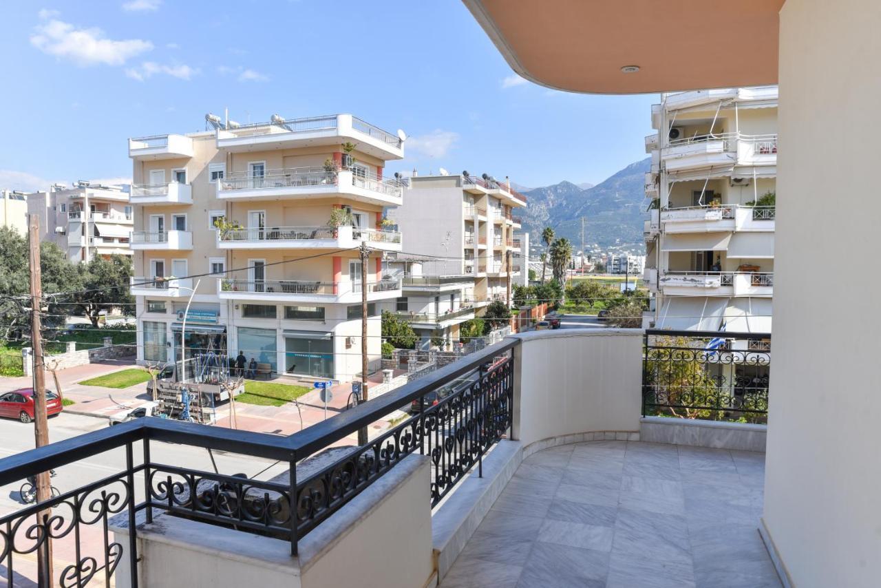 Kaliroon Seaside Apartment Kalamata Exteriör bild
